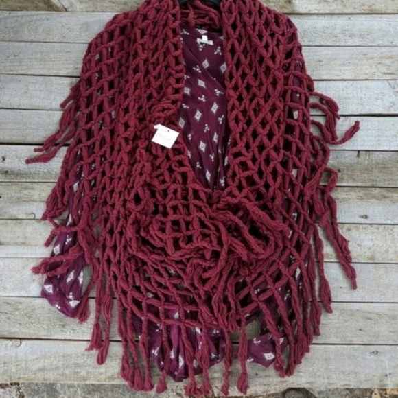 NWT Altar'd State Fisherman's Infinity Scarf - Picture 2 of 4